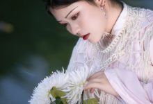 [YITUYU艺图语]2022.11.20 入梦也 連翹____[23+1P／234MB]-爱图屋