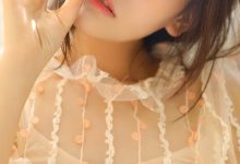 白嫩美女尤物性感长腿写真-爱图屋