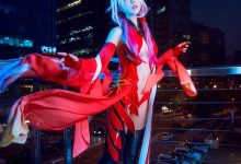 爆乳性感萝莉Cosplay楪祈喷血诱惑福利写真-爱图屋