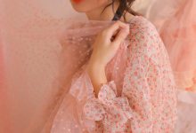 成熟性感美女露肩诱人写真图片-爱图屋