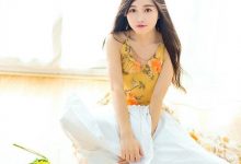 清纯向日葵少女甜美清新写真图片-爱图屋