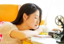 清新气质美女养眼写真图片-爱图屋