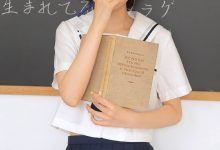 短发美女清纯养眼教室写真图片-爱图屋
