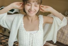 吊带装美女性感极品诱惑写真-爱图屋