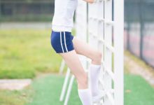 长腿美女白嫩诱人校园写真图片-爱图屋