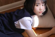 性感美女大学生制服诱惑高清写真-爱图屋