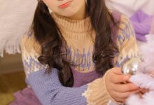 可爱双马尾少女养眼俏皮写真图片-爱图屋
