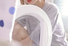 马尾辫美女清新随性居家写真图片-爱图屋