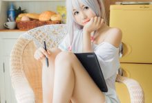 日系校园动漫美女和泉纱雾cos长腿巨乳诱惑写真-爱图屋
