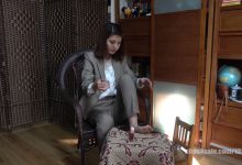 K&M 021-美女芮芮高跟凉鞋裸足 [MP4-851MB]-爱图屋