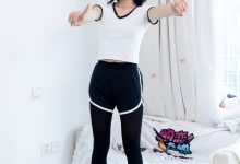物恋传媒 No.2777 小爱-运动鞋、厚黑丝、体操服 [160P1V-4.05GB]-爱图屋